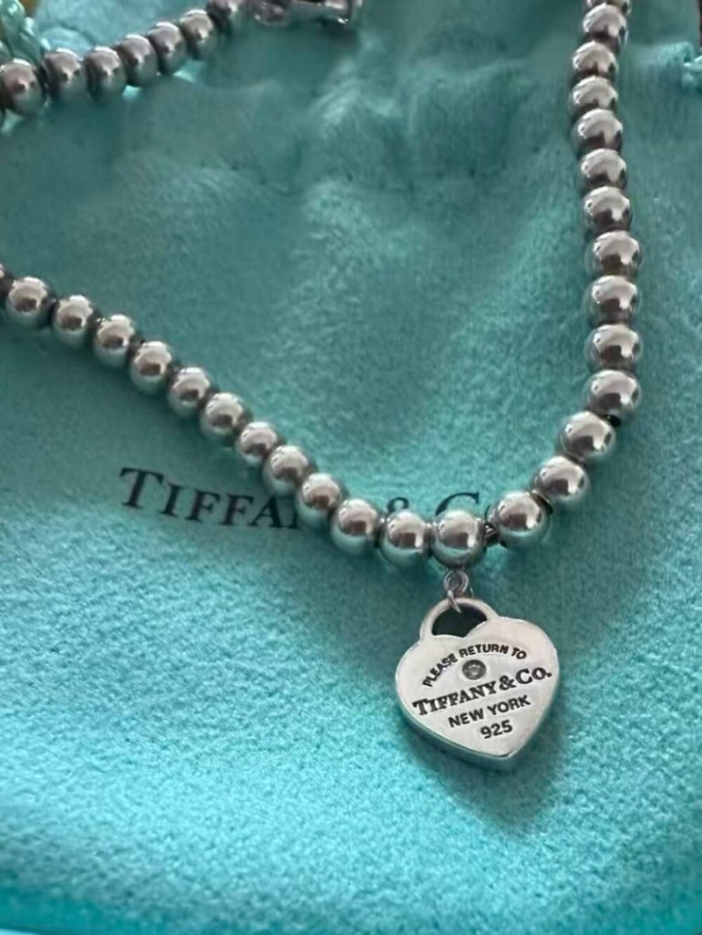 Tiffany & Co. Blue Heart Bead Bracelet - Picture 2 of 6
